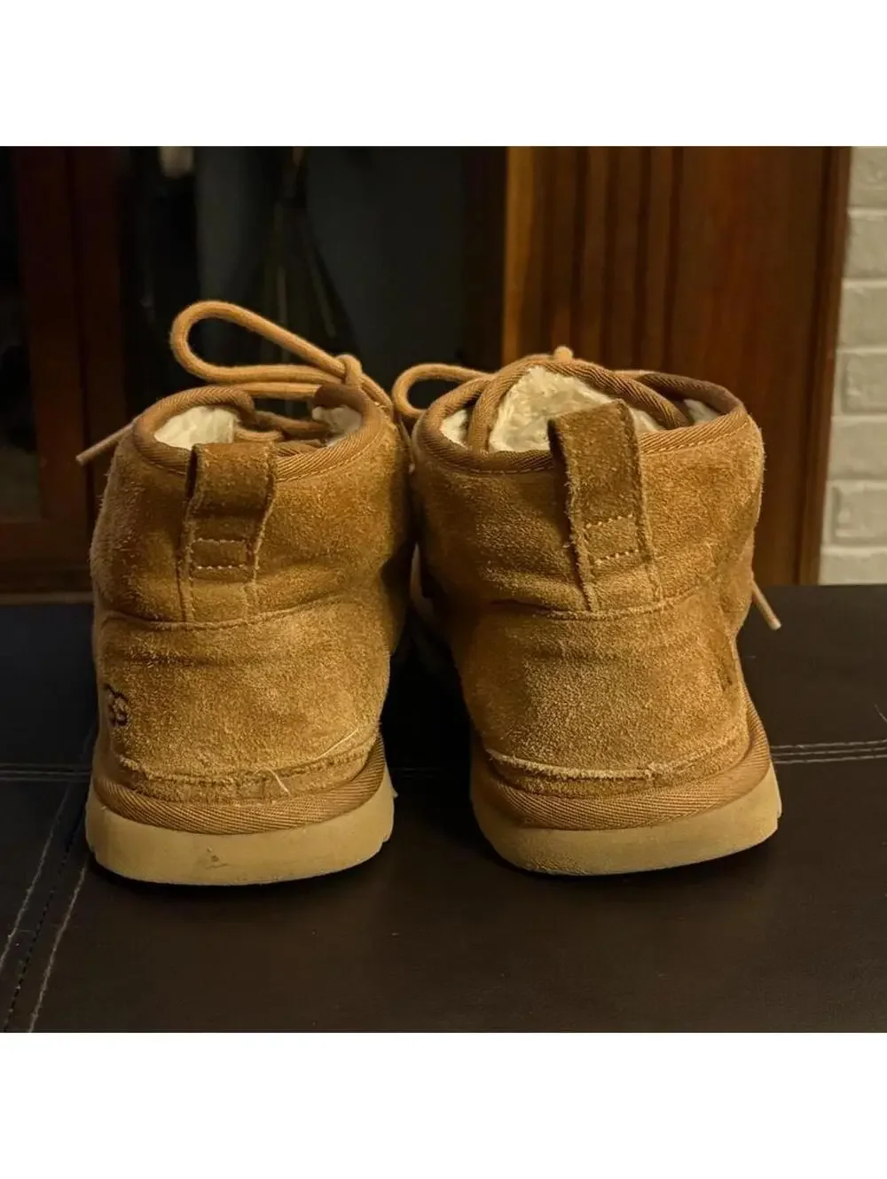 Beautiful condition UGG Nueman ankle boots